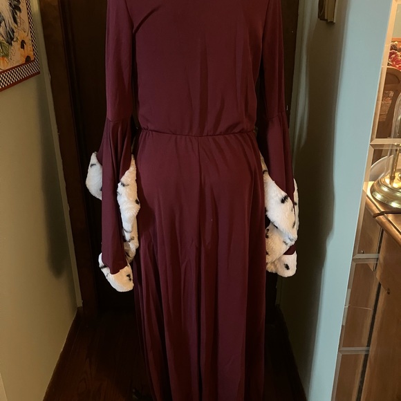 Adult Costume Cosplay Princess, Queen, Cruella de Vil, Big Bad Wolf, Cinderella - Picture 4 of 9